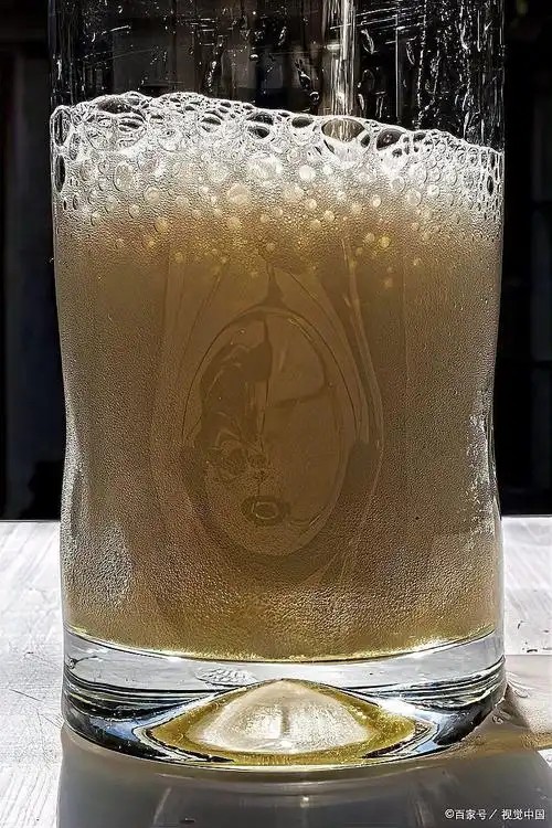 哈尔滨啤酒